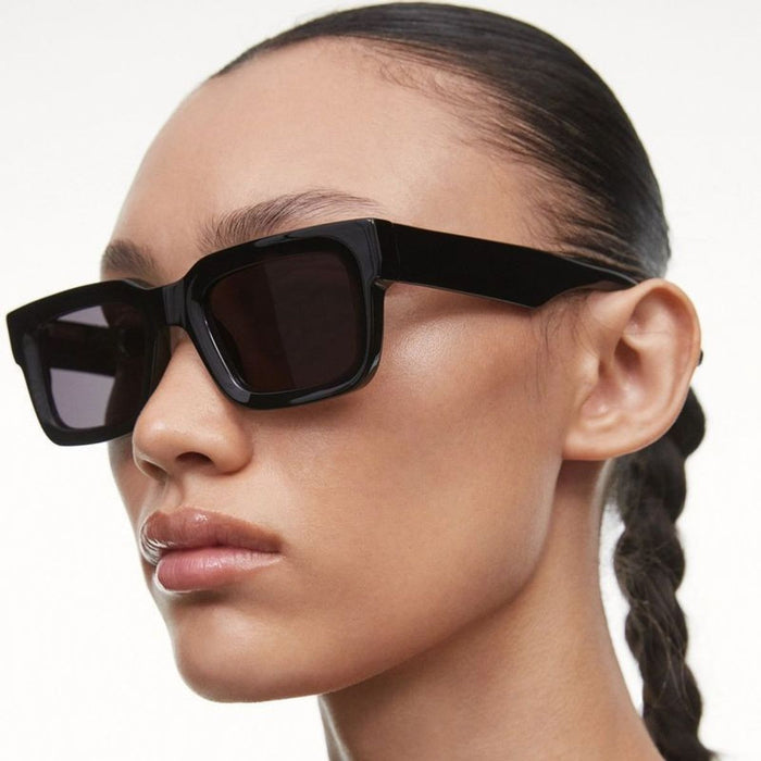 05.2, Black/Black Lenses