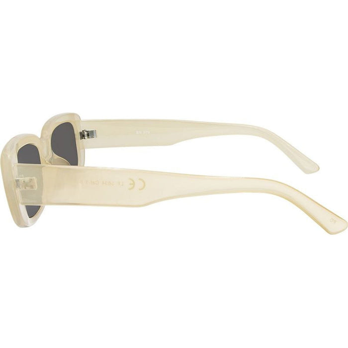 5834, Cream/Brown Lenses