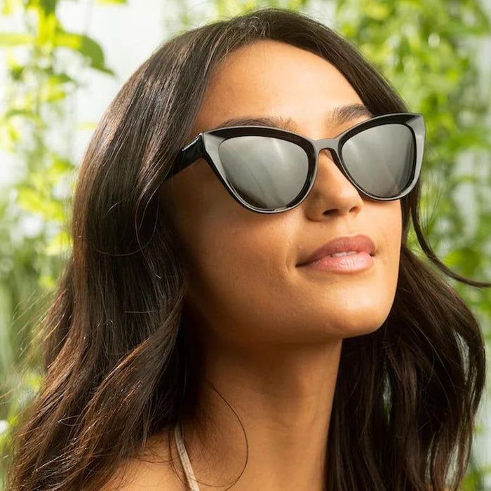 Asteria, Gloss Black/Green Lenses