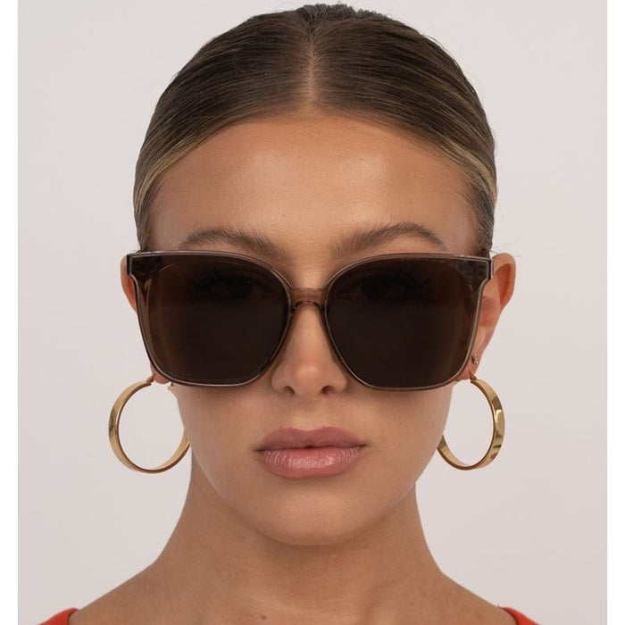 Betty, Transparent Olive/Brown Lenses