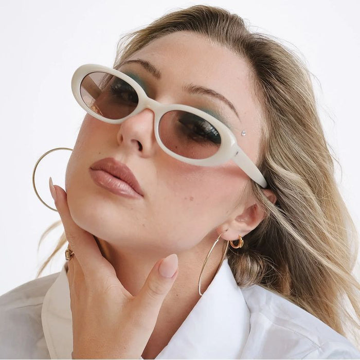Brill, Ivory/Toffee Brown Lenses