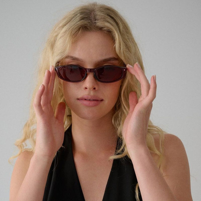 Dove, Pinot Noir/Cherry Cola Lenses