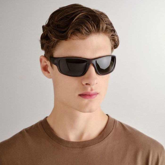 Dundee, Matte Grey/Green Polarised Lenses