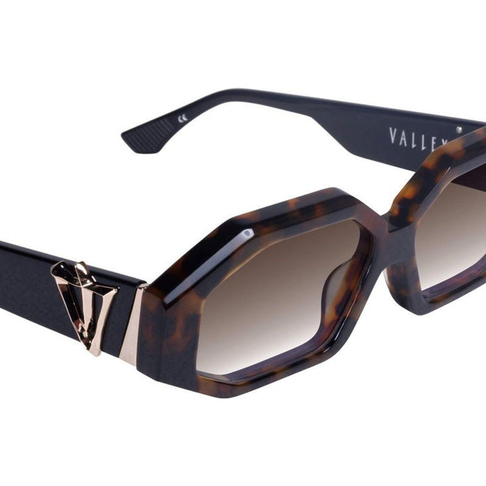 Genesis, Dark Amber Tort Black Temple with Gold Metal/Brown Gradient Lenses