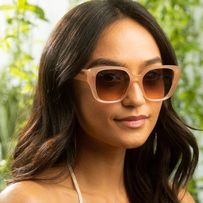 Harmonia, Dusty Pink/Brown Gradient Lenses