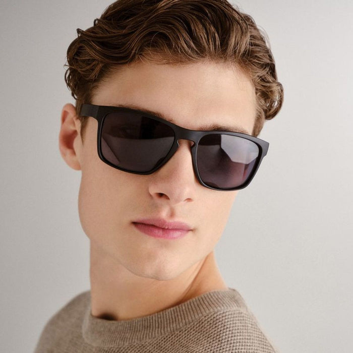 Holsworthy, Matte Black/Smoke Polarised Lenses