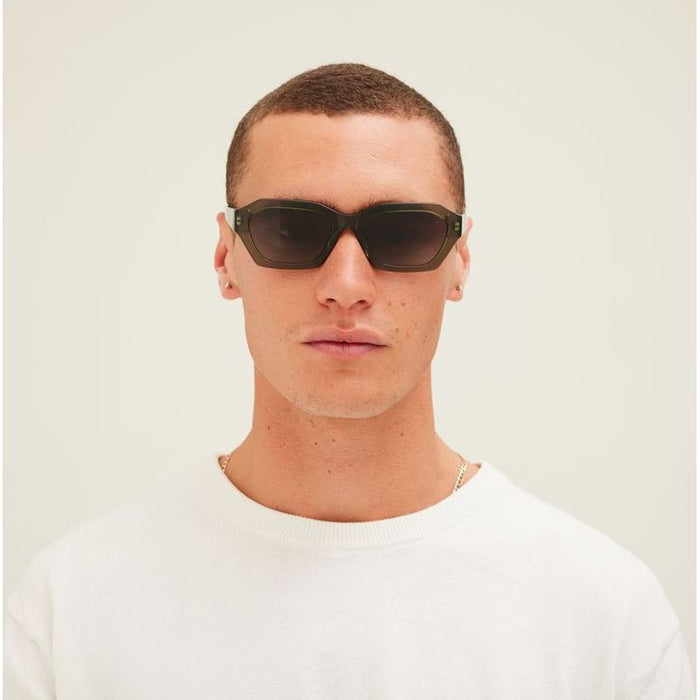 Kinetic, Pine Needle/Horizon Grey Gradient Polarised Lenses