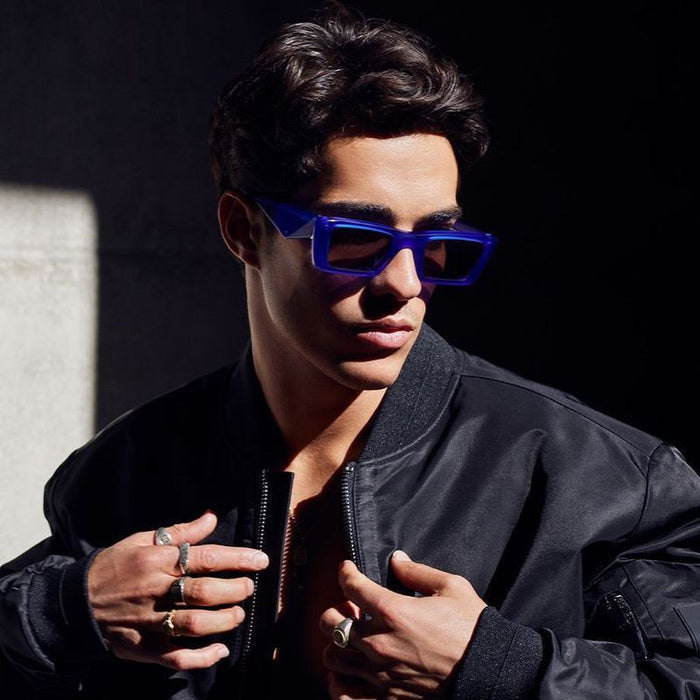 La Hara, Electric Blue with Silver/Black Gradient Lenses