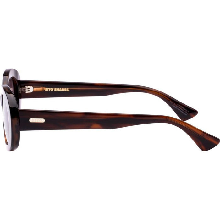 Luna, Hazel Wave/Brown Lenses