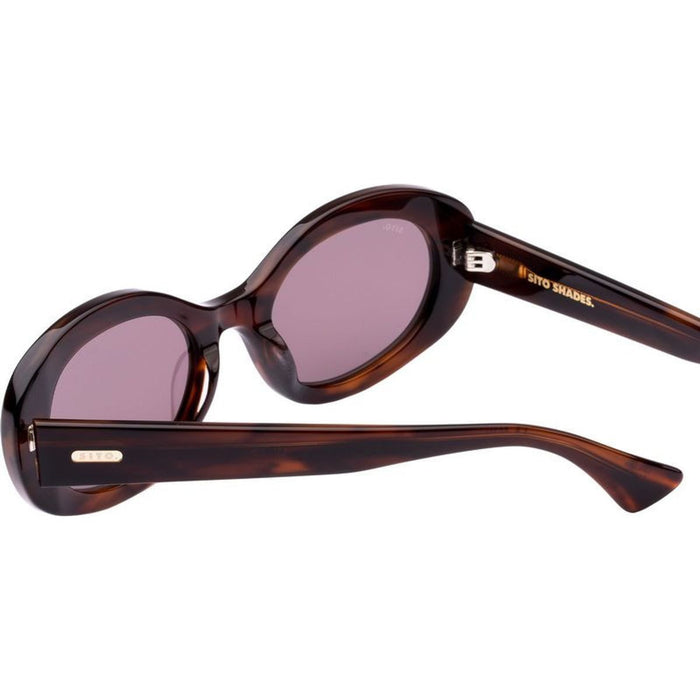 Luna, Hazel Wave/Brown Lenses