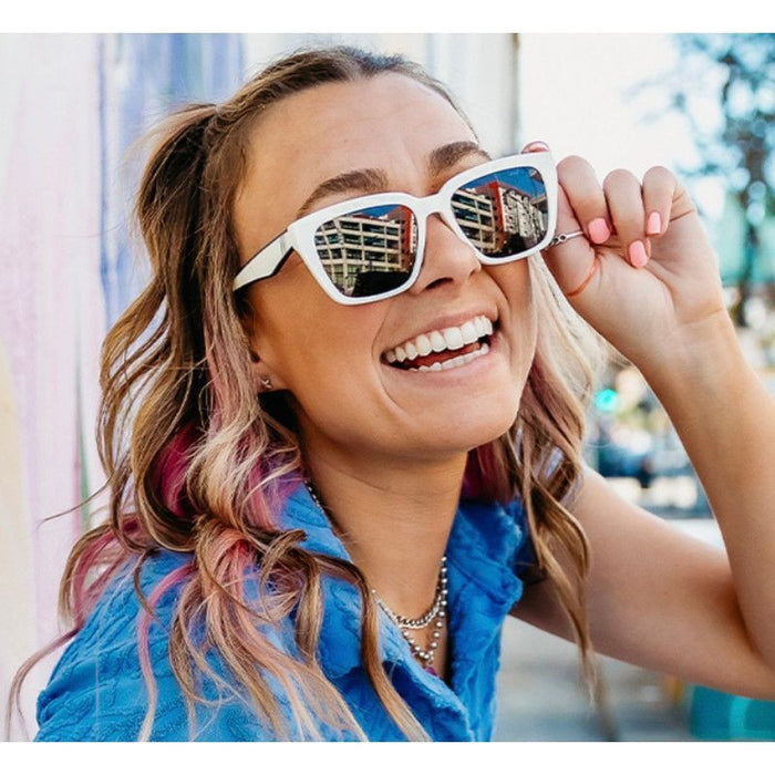 Mave, White Limo Gloss White/Smoke PC Polarised Lenses