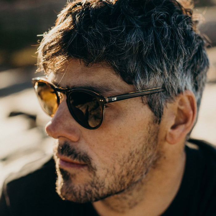 Omar, Eco Matte Dark Tort/Brown Glass Lenses