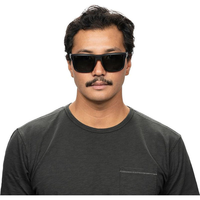 Overhaul XL, Matte Black/Happy Grey Green Lenses