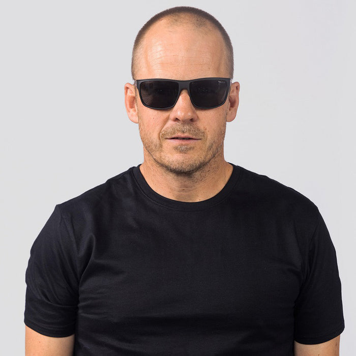 P1016, Matte Black/Smoke Polarised Lenses