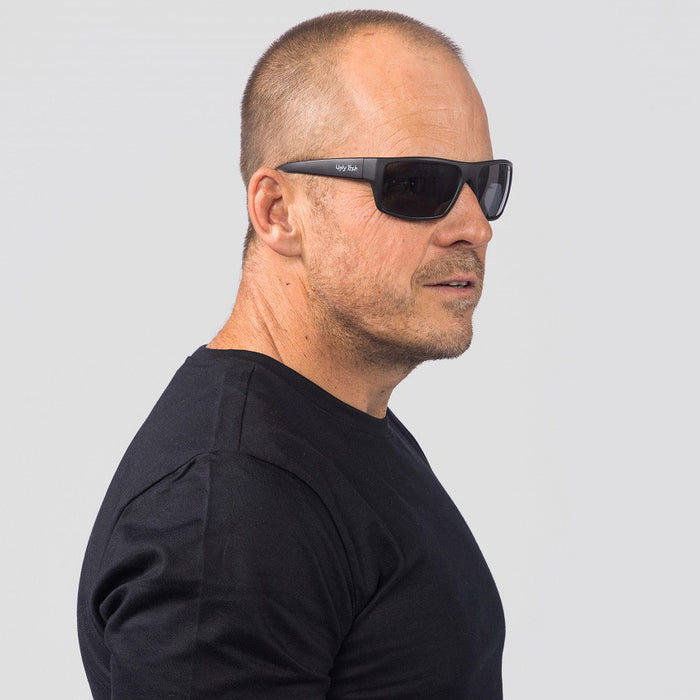 P1202, Matte Black/Smoke Polarised Lenses