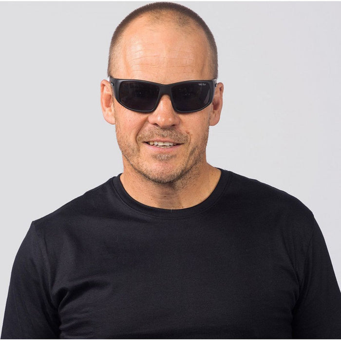 P4664, Matte Black/Smoke Polarised Lenses