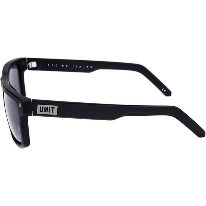 Primer, Matte Black/Smoke Polarised Lenses