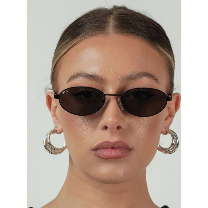 Rosie, Black/Smoke Lenses