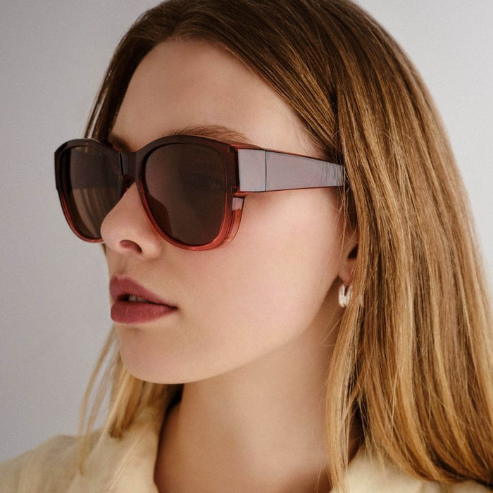 Samaria, Plum Gradient/Brown Polarised Lenses