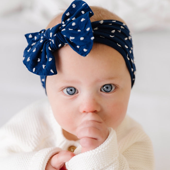Shabby Dot Knot