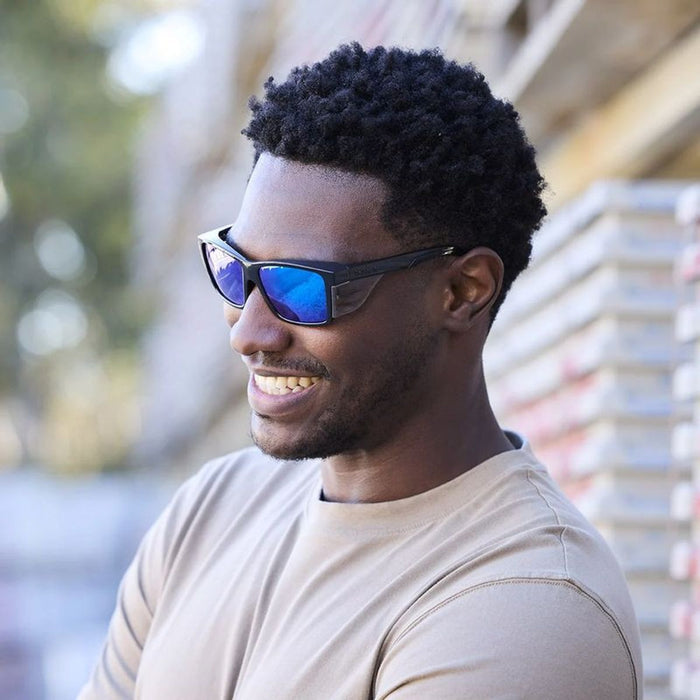 STKS 420, Gloss Black/Cobalt Flash Mirror Polarised Lenses