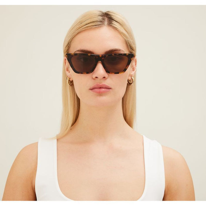Sweet Harmony, Maple Tort/Brown Lenses