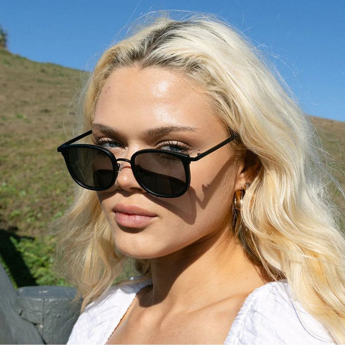 Tommy, Matte Black/Smoke Polarised Lenses